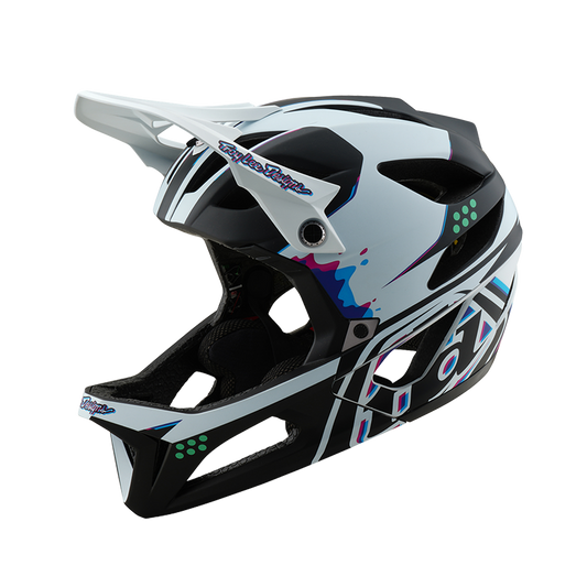 STAGE AS HELMET TROOPER WHITE