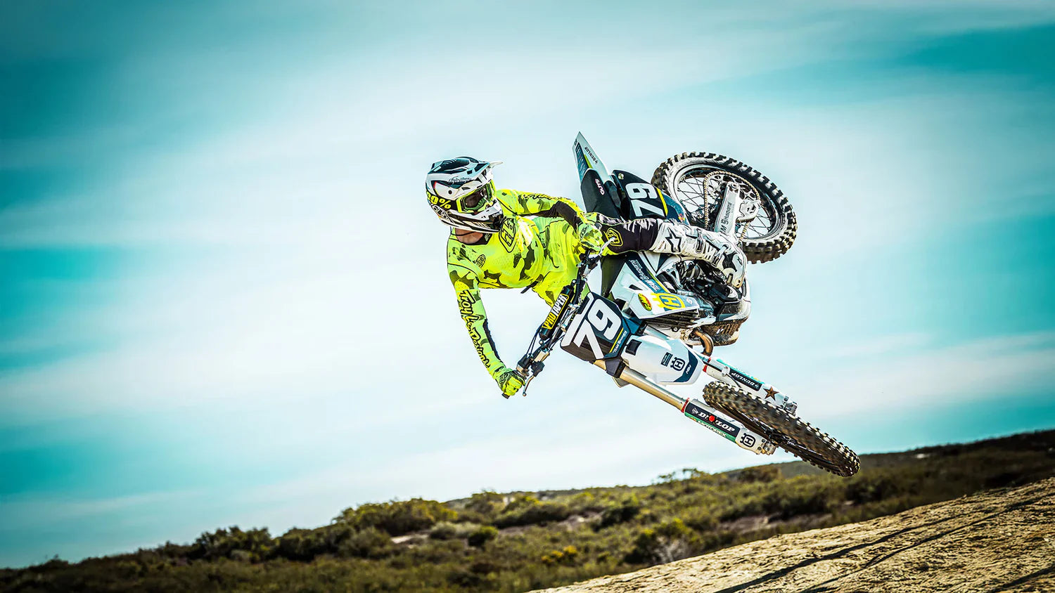 SE Pro Air Collection