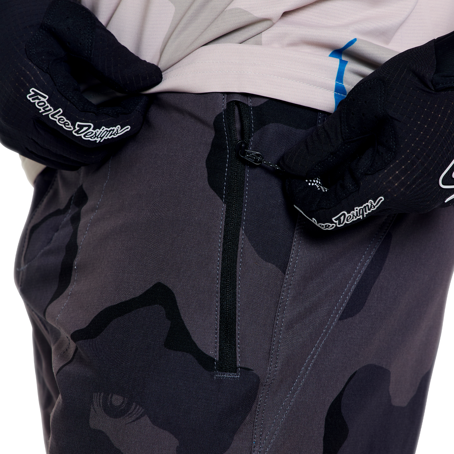 SKYLINE PRO SHORT SHELL FLOW CAMO CARBON