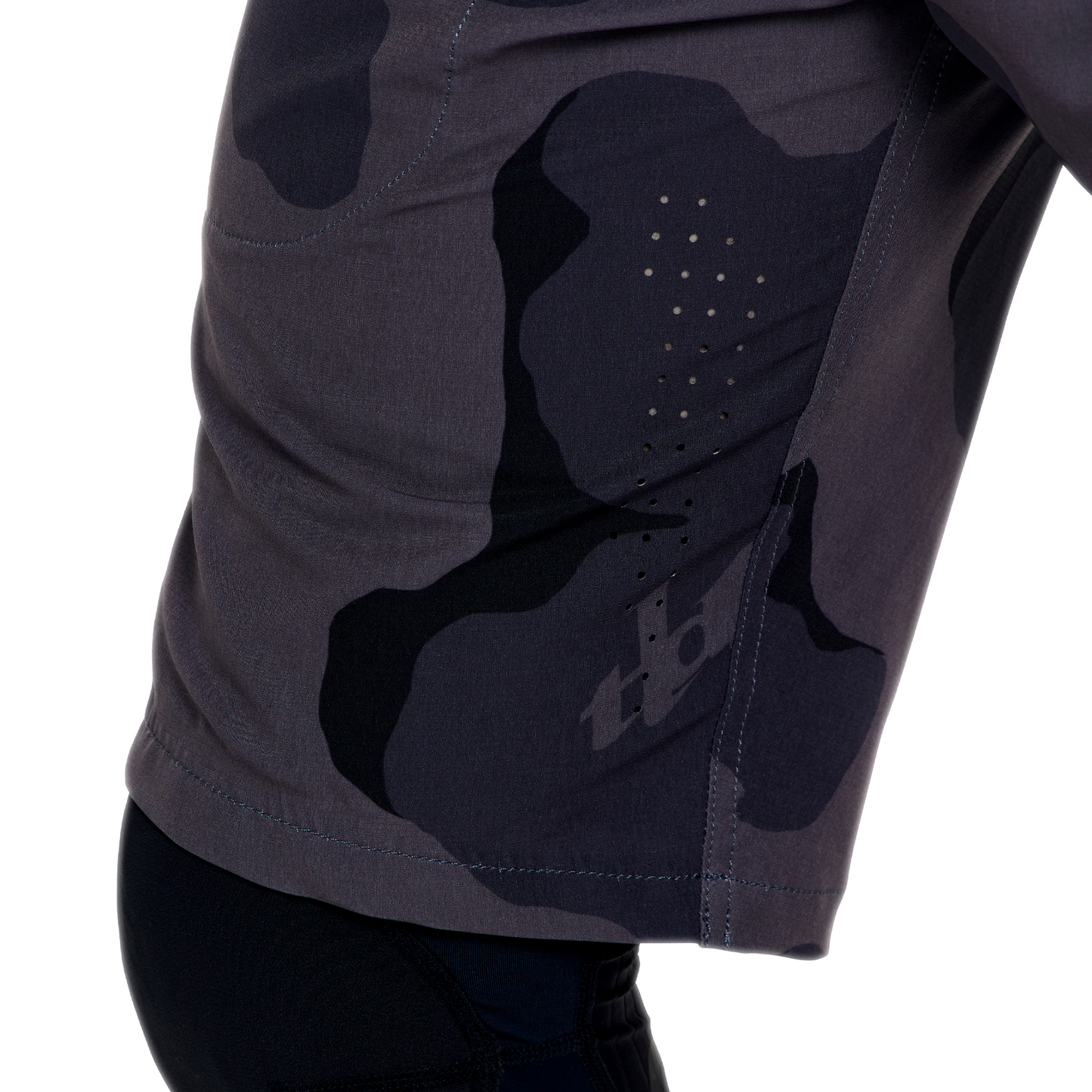 SKYLINE PRO SHORT SHELL FLOW CAMO CARBON