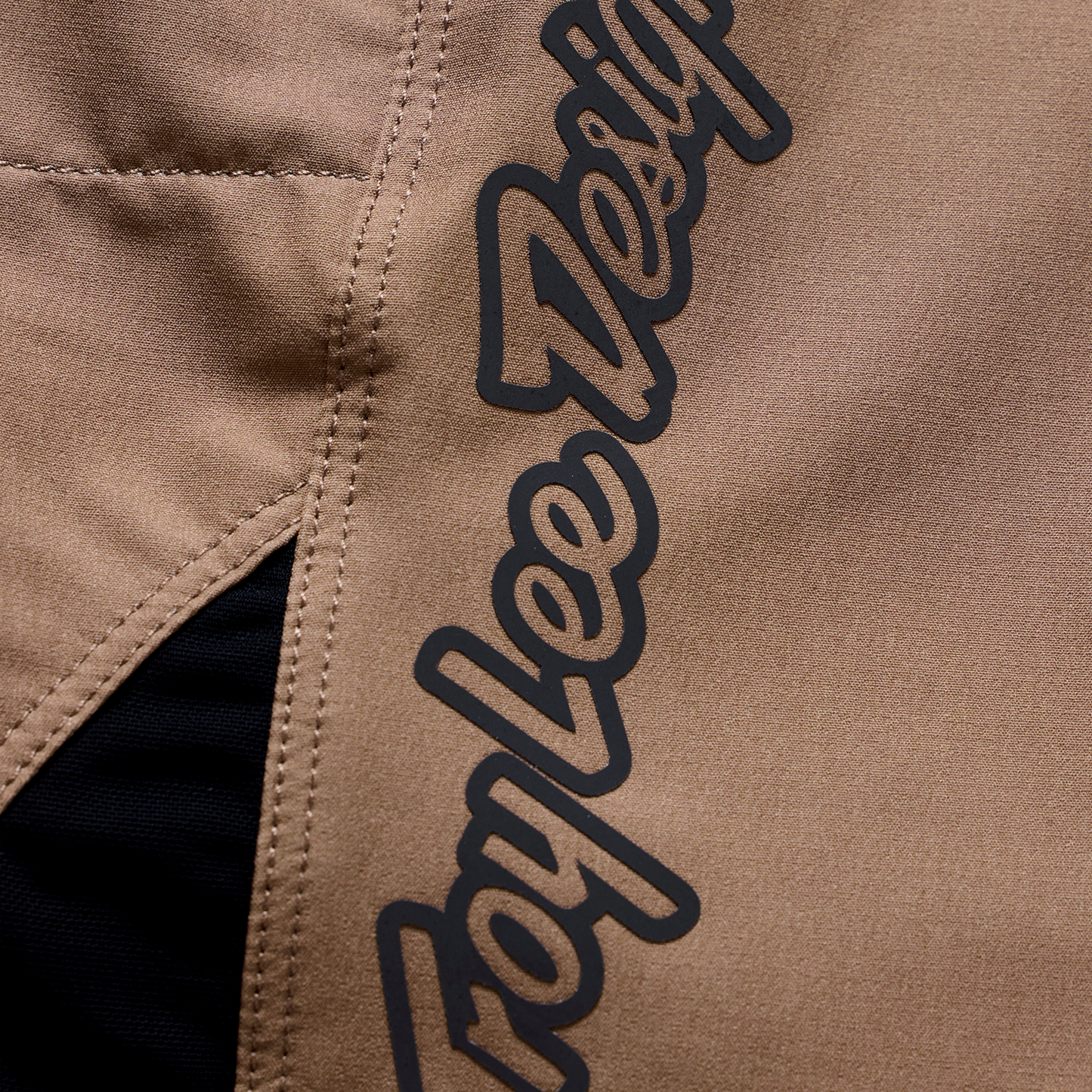 SKYLINE PRO SHORT SHELL MONO SIENNA