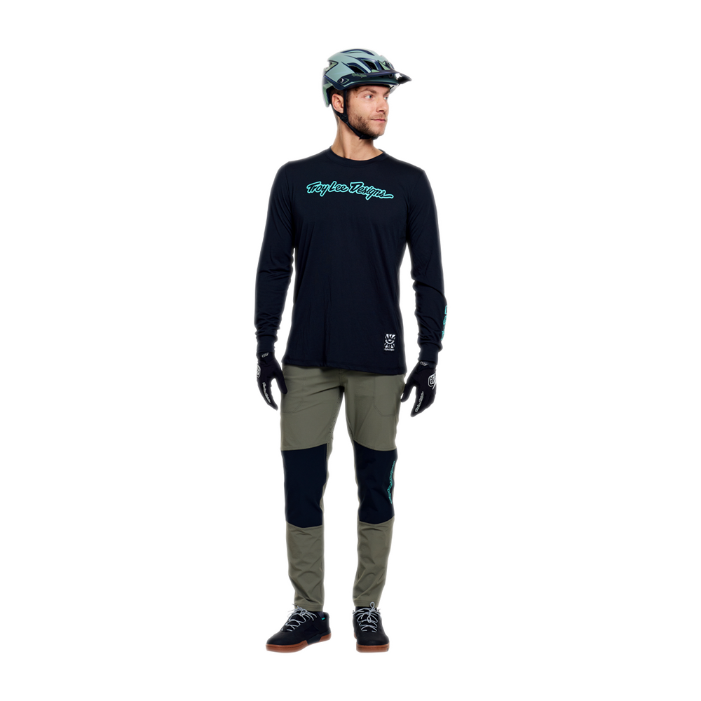 SKYLINE TRAIL PANT | MONO ARMY