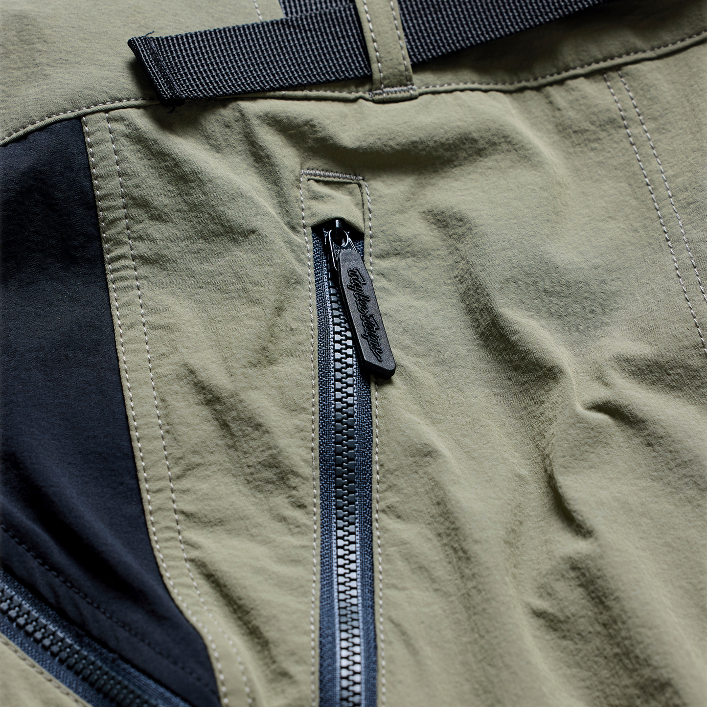 SKYLINE TRAIL PANT | MONO ARMY