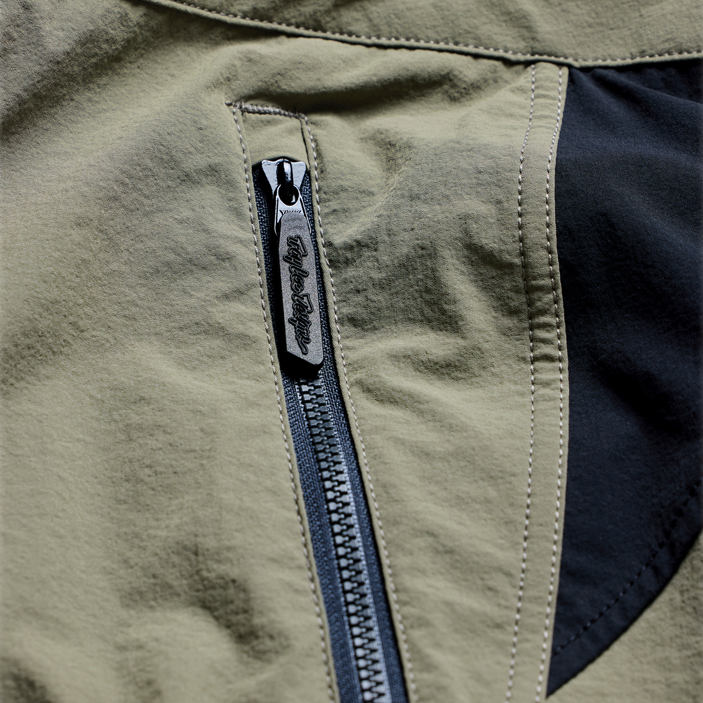 SKYLINE TRAIL PANT | MONO ARMY