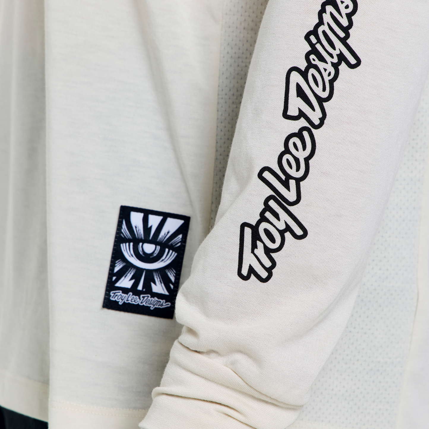 SKYLINE RIDE LONG SLEEVE TEE SIGNATURE PUMICE