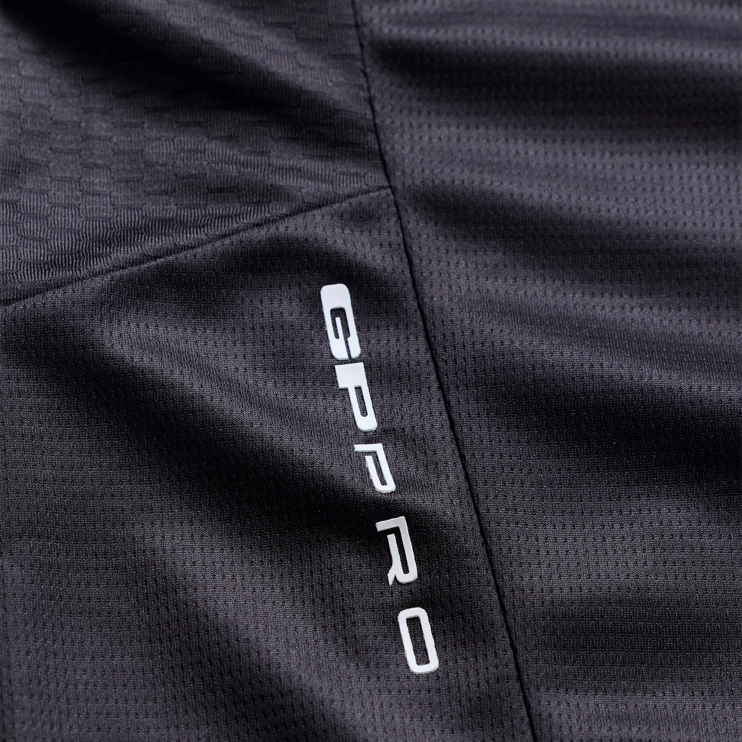 GP PRO JERSEY BADGE BLACK