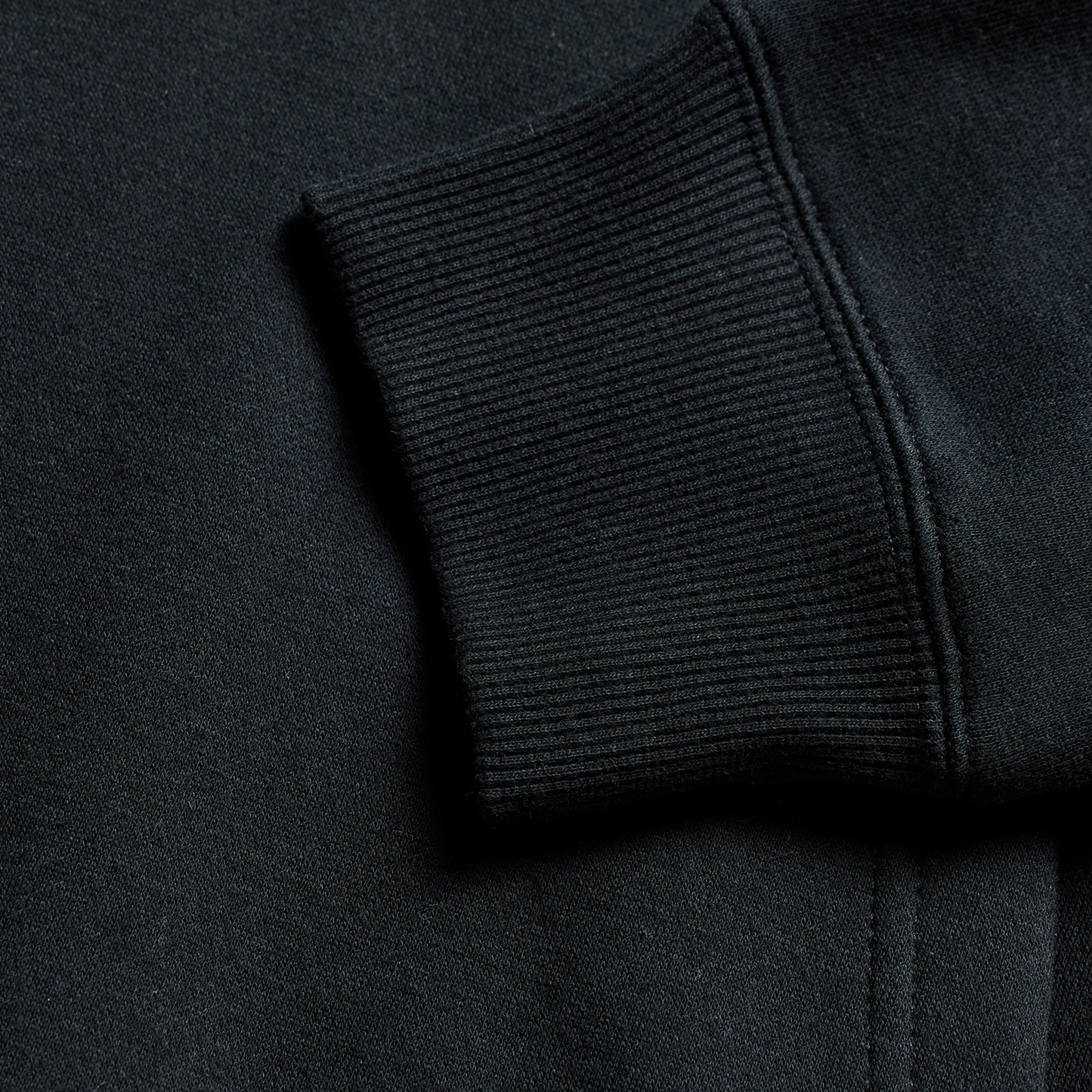 HERITAGE PULLOVER HOODIE BLACK