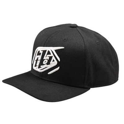 CURVED SNAPBACK HAT BADGE BLACK