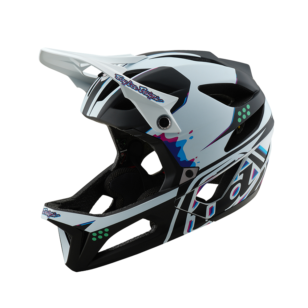 STAGE AS HELMET TROOPER WHITE