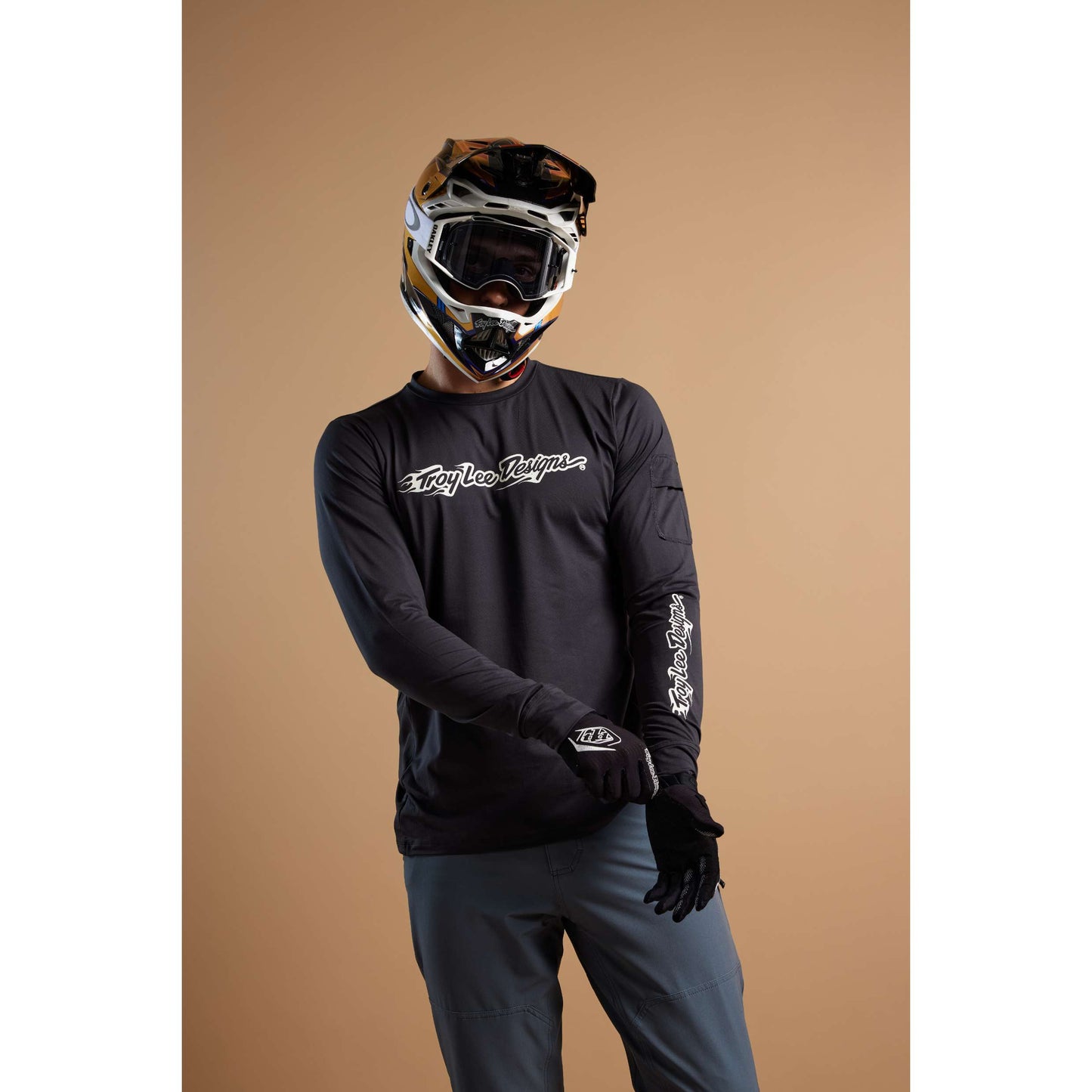 RUCKUS LONG SLEEVE RIDE TEE BURN OUT CARBON
