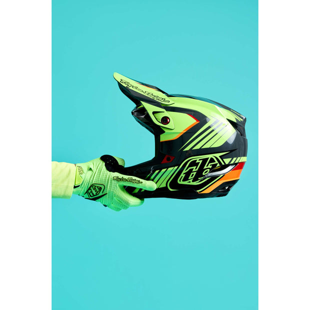 D4 AS POLYACRYLITE HELMET QUALIFER BLACK / YELLOW