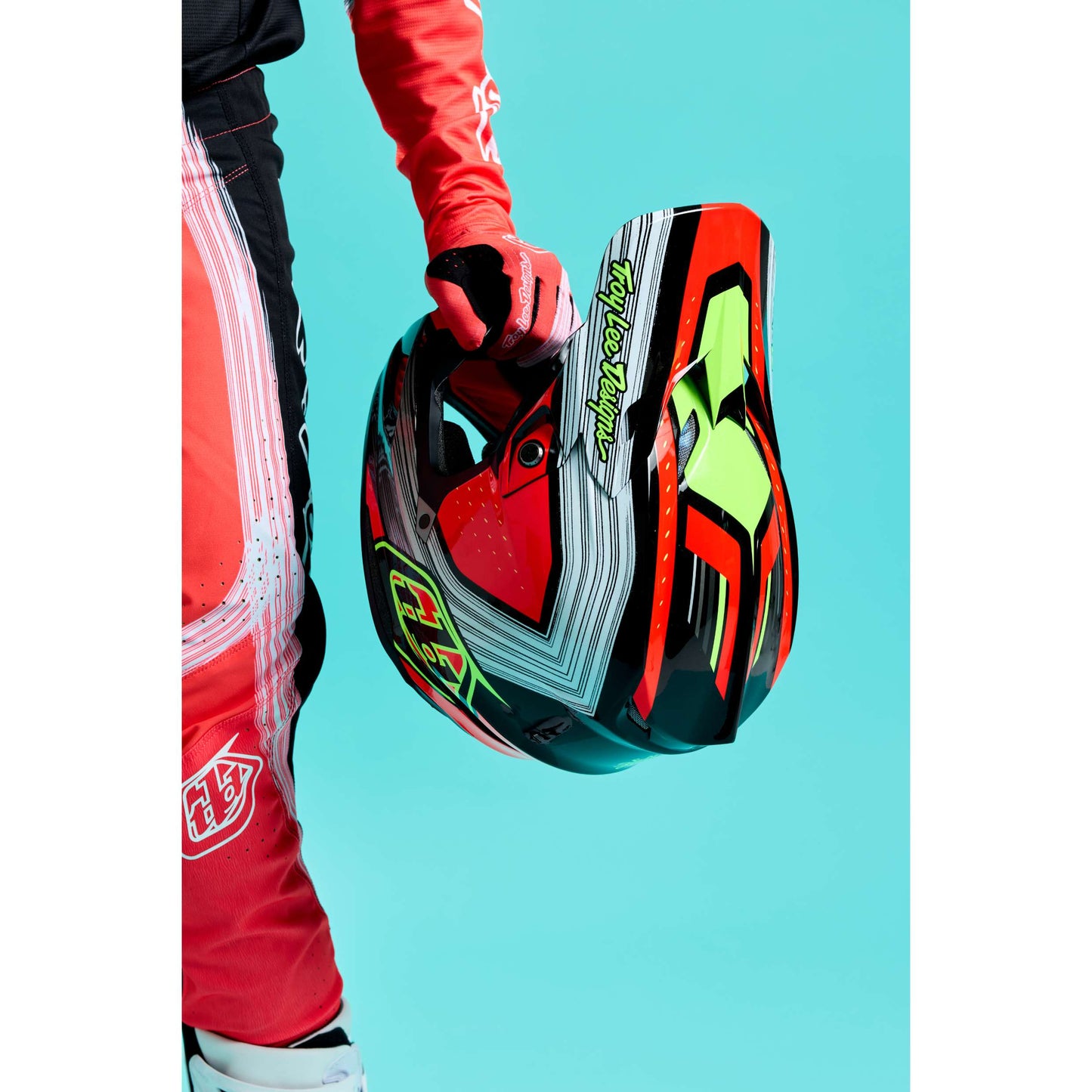 SE5 ECE COMPOSITE HELMET STRIPES BLACK / INFRA RED