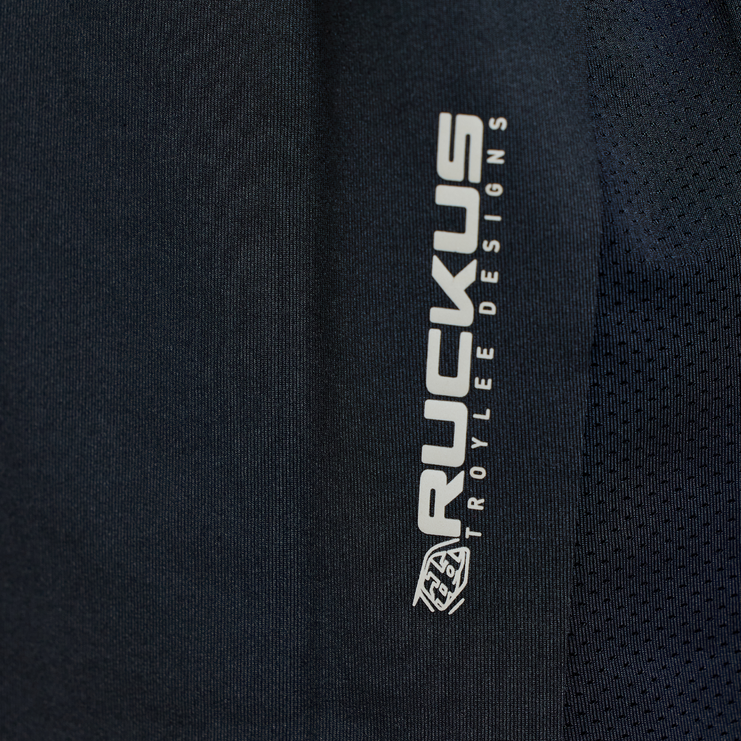 YOUTH RUCKUS RIDE LONG SLEEVE TEE PRESSED CARBON