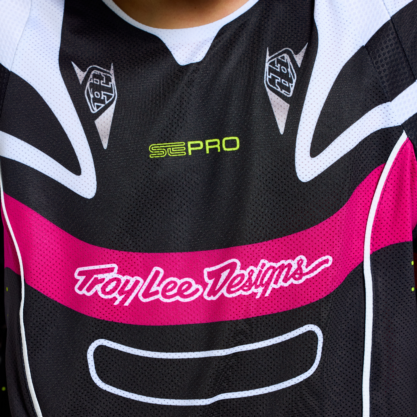 YOUTH SE PRO JERSEY SALVO BLACK / WHITE